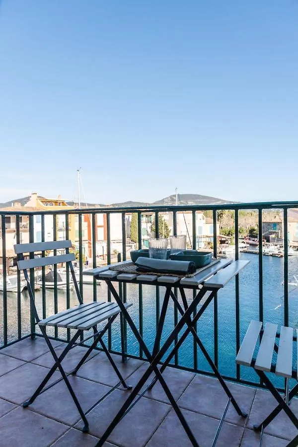 Апартаменты Bright Nest With Balcony And View On The Port Гримо
