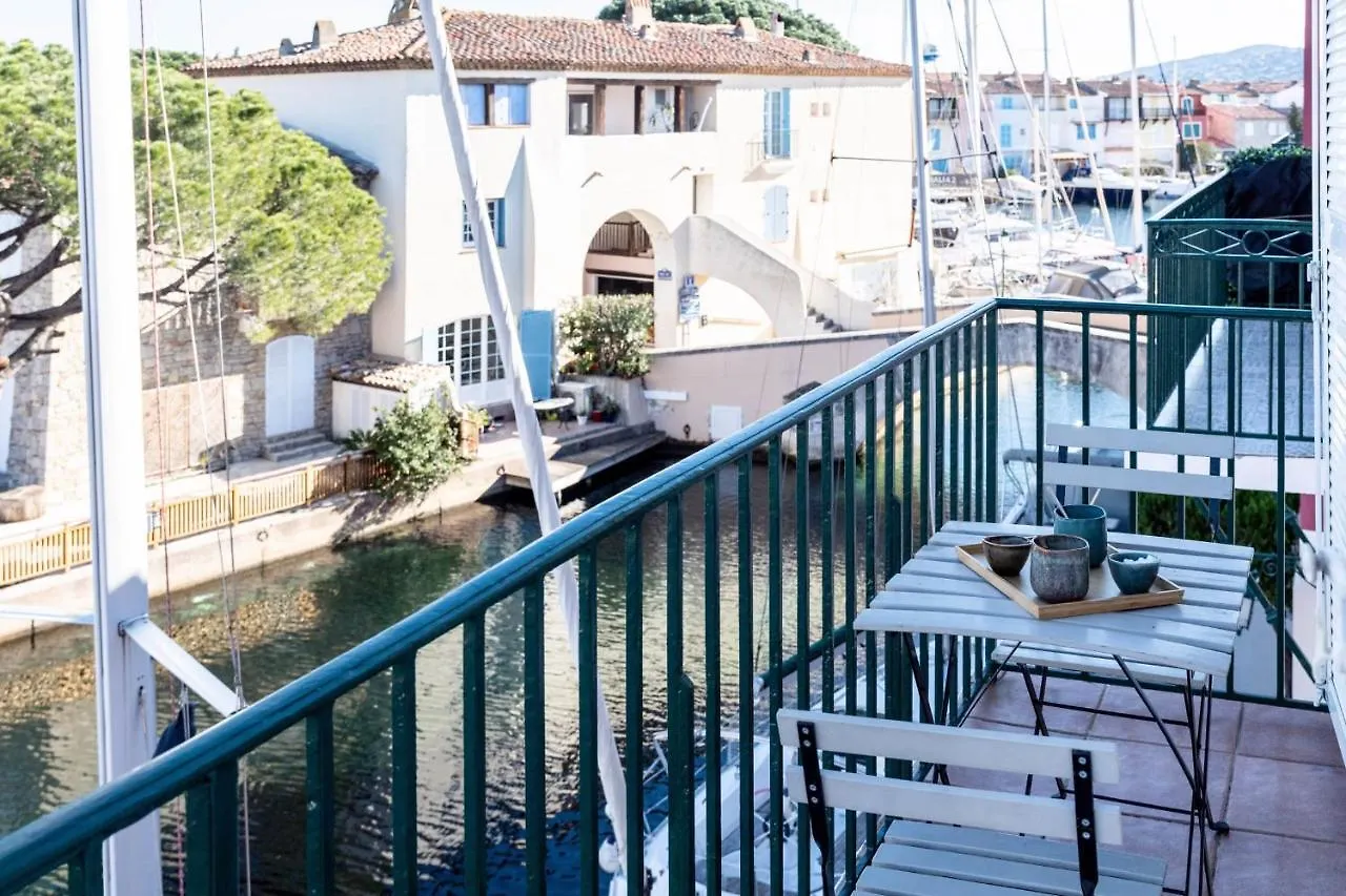 Bright Nest With Balcony And View On The Port Apartment Grimaud France
