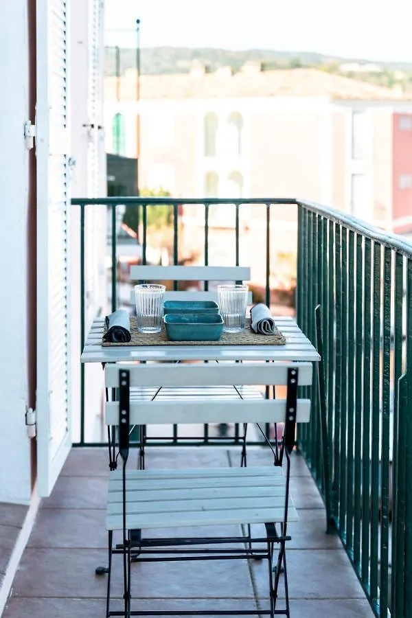 Bright Nest With Balcony And View On The Port Apartment Grimaud 0*,