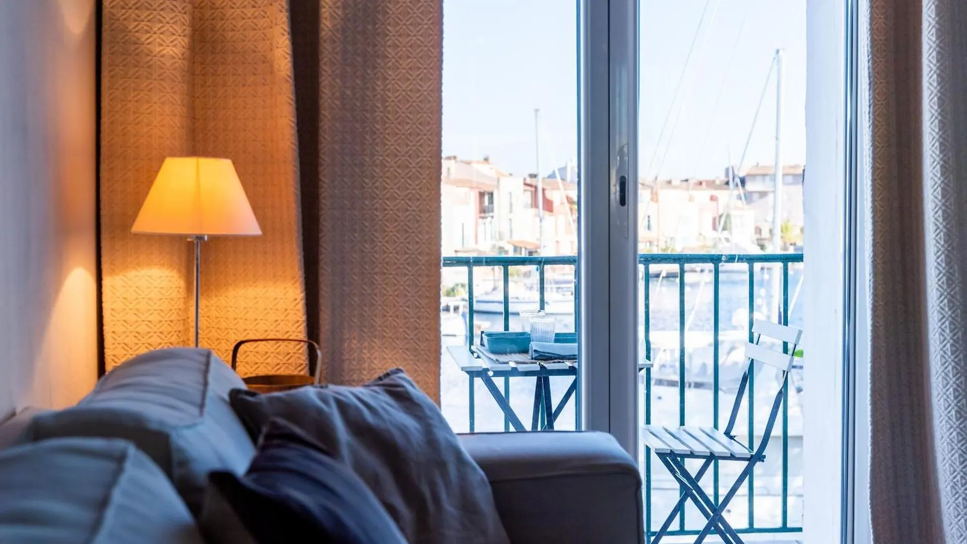 Bright Nest With Balcony And View On The Port Apartment Grimaud France
